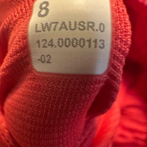 Lululemon Hotty Hot 2.5” 🎁NWT🎁 Glazed Pink color lined - Picture 5 of 6